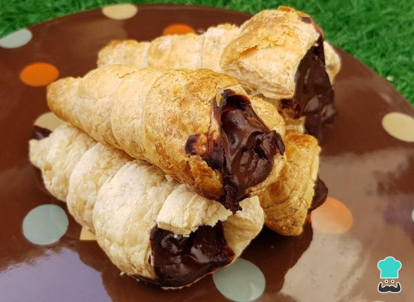 Recette des Éclairs Feuilletés Fourrés au Chocolat - Étape 5