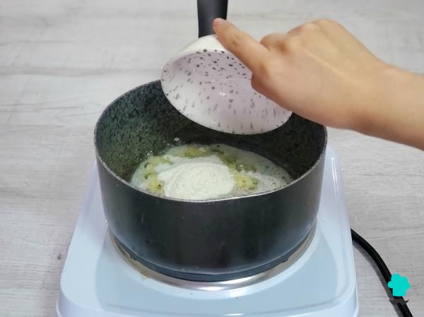 Recette de Cannellonis au thon et aux œufs avec béchamel : la version maison la plus crémeuse et la plus simple - Étape 8