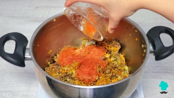 Recette de lasagnes aux courgettes et viande hachée : la version allégée du classique italien tout aussi juteux - Étape 5