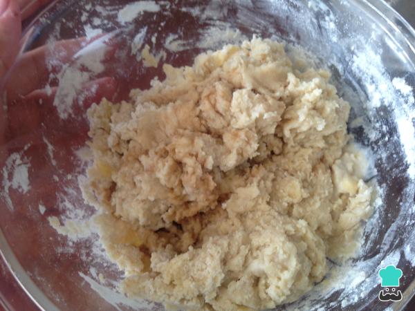 Recette de pâte pour empanadas frites - Étape 1