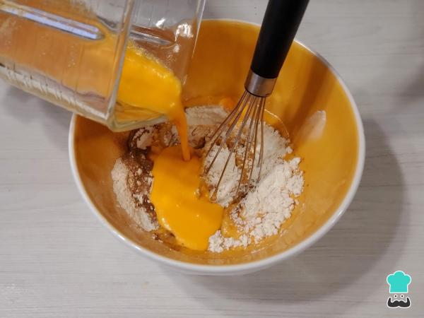 Recette de gâteau aux carottes au mixeur - Étape 7
