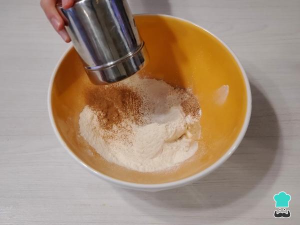 Recette de gâteau aux carottes au mixeur - Étape 6