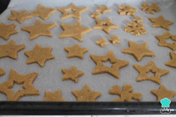 Recette de biscuits de Noël avec glaçage - Étape 6