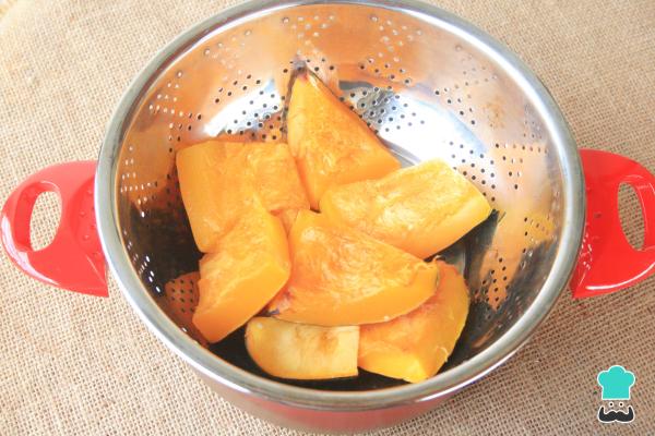 Recette de gâteau à la citrouille et aux noix - Étape 2