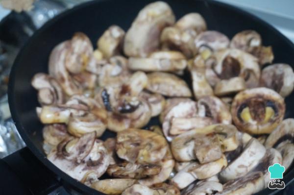 Recette de quiche aux champignons - Étape 2