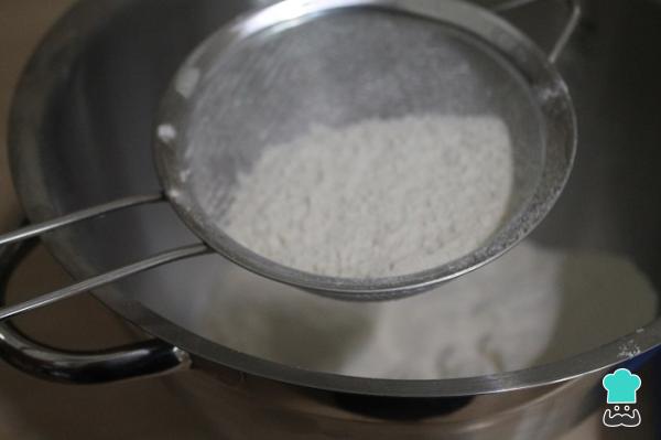 Recette de petits pains blancs - Étape 1