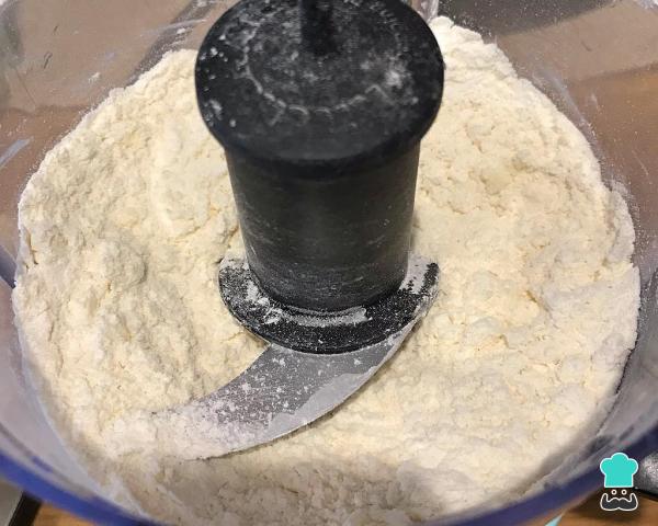 Recette de pâte pour tartes salées - Étape 1