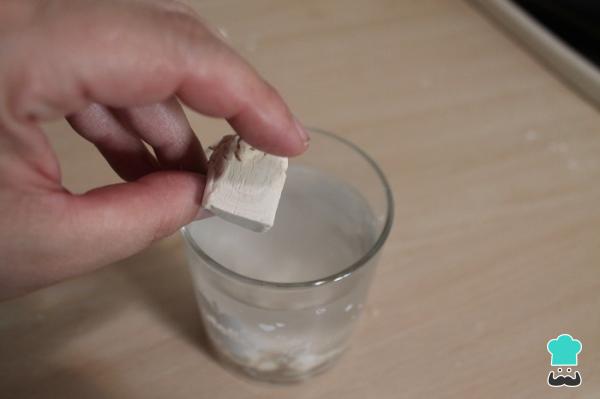 Recette de pain à la crème moelleux - Étape 2