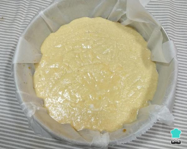 Recette de Cake aux Pêches sans Yaourt - Étape 5