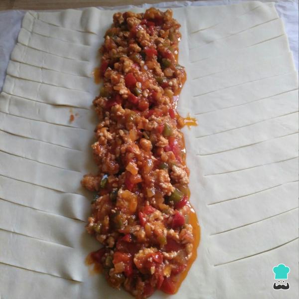 Recette de tresse de pâte feuilletée salée étape par étape - Étape 3