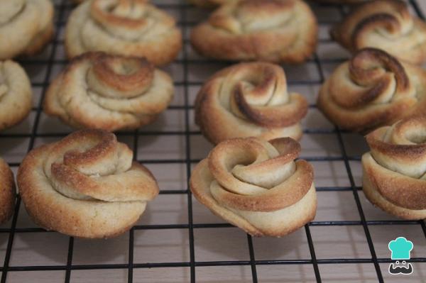 Recette de biscuits au beurre en forme de rose – Étape 10