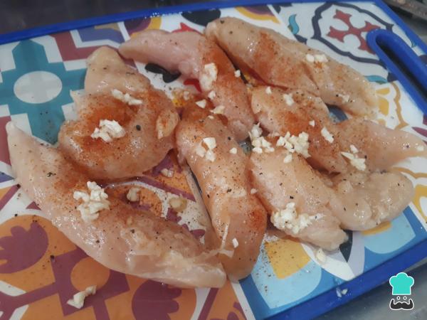 Recette de crêpes au poulet gratinées - Étape 1