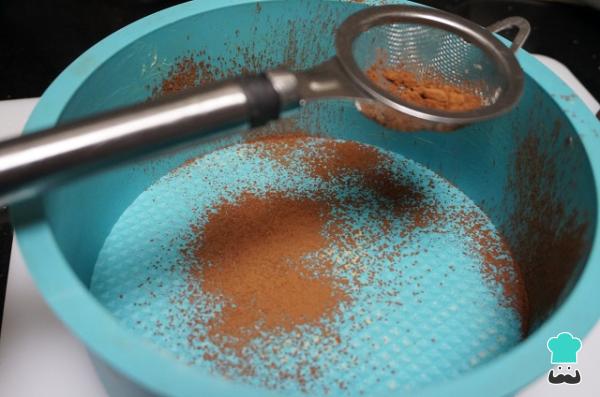 Recette de gâteau au chocolat au micro-ondes - Étape 4