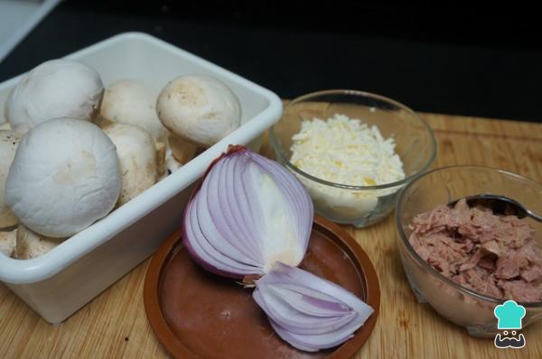 Recette de champignons farcis au thon - Étape 1