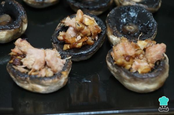 Recette de champignons farcis au thon - Étape 6