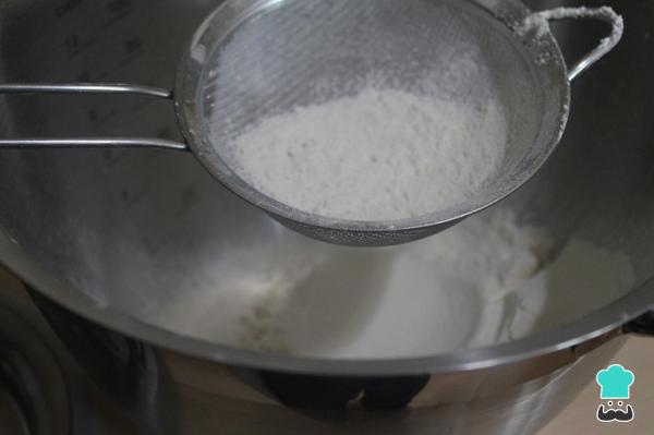 Recette de pain au curcuma - Étape 1