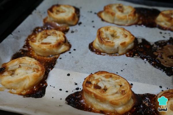 Recette de Rouleaux de Pâte Feuilletée aux Noix et au Miel - Étape 9