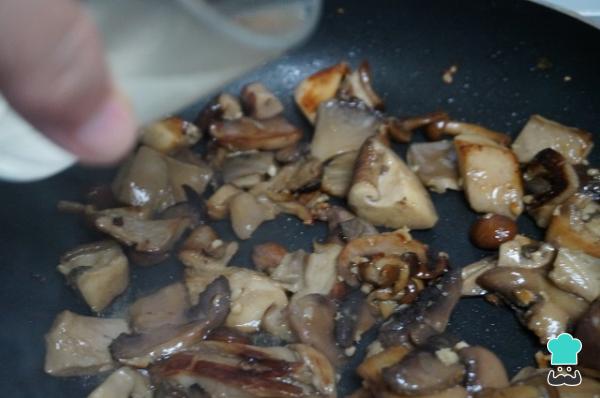 Recette Champignons au jambon - Étape 4