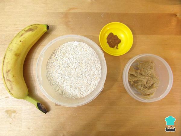 Recette de biscuits végétaliens à la banane et à l'avoine - Étape 1