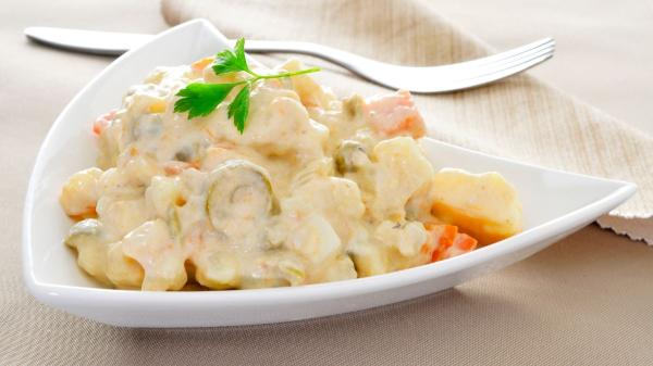 Martín Berasategui, chef : « La meilleure salade russe n'est pas faite avec du thon en morceaux, elle est écrasée avec de la mayonnaise pour obtenir un mélange beaucoup plus crémeux » - Le secret de Martín Berasategui pour améliorer n'importe quelle salade russe