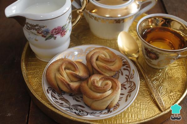 Recette de biscuits au beurre en forme de rose