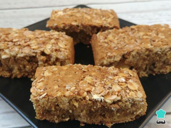 Recette de gâteau au muesli et aux pommes