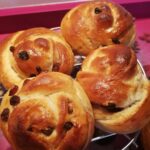 Recette de petits pains à la cannelle et aux raisins