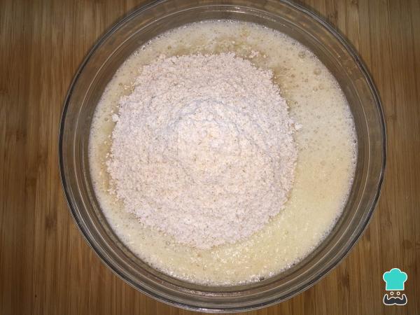 Recette de gâteau fitness à l'avoine et à la banane - Étape 2