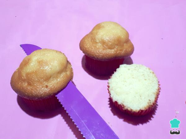 Recette de Cupcakes Licorne avec Fondant - Étape 1