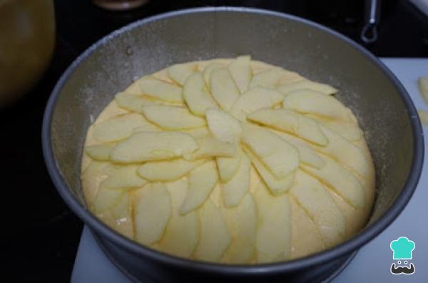 Recette de gâteau au yaourt et aux pommes - Étape 6