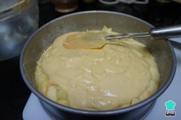 Recette de gâteau au yaourt et aux pommes - Étape 7