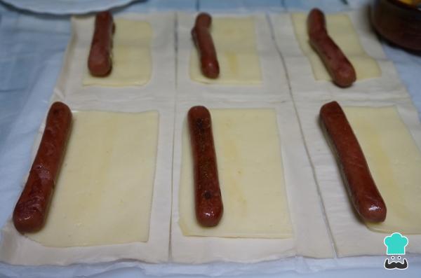 Recette de Pâte feuilletée farcie au fromage de Francfort - Étape 3