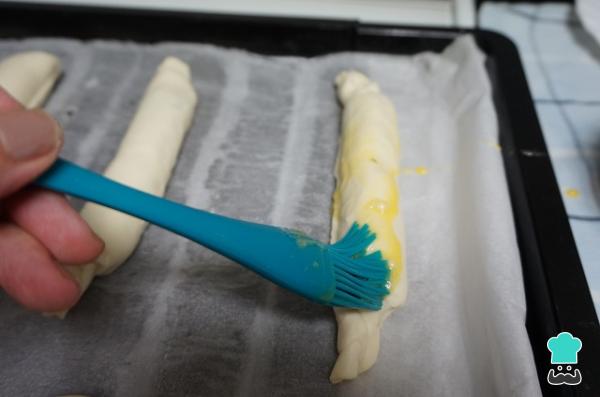 Recette de Pâte feuilletée farcie au fromage de Francfort - Étape 7
