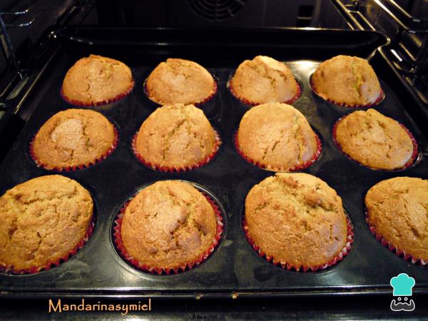 Recette de Muffins à la farine de seigle et à la cannelle sans sucre - Étape 4