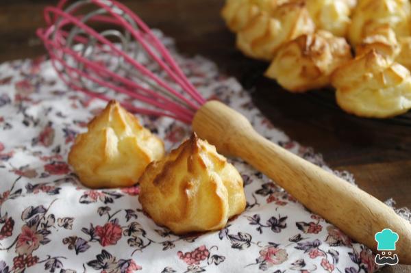 Recette de pâte à choux parfaite pour profiteroles/bombas/lionesas - Étape 6