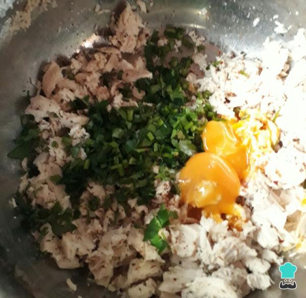 Recette de croquettes de poitrine de poulet maison - Étape 4