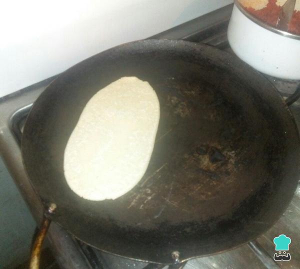 Recette de Sopes au Chorizo ​​​​Mexicain - Étape 3