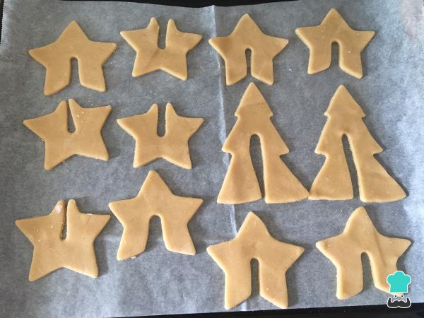 Recette de biscuits au miel pour Noël - Étape 7