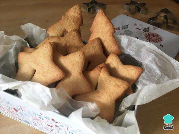 Recette de biscuits au miel pour Noël - Étape 8