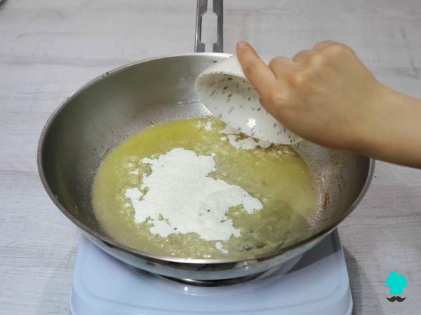 Recette de Lasagnes au poulet et champignons : facile, crémeuse et très juteuse - Étape 4