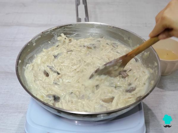 Recette de Lasagnes au poulet et champignons : facile, crémeuse et très juteuse - Étape 8