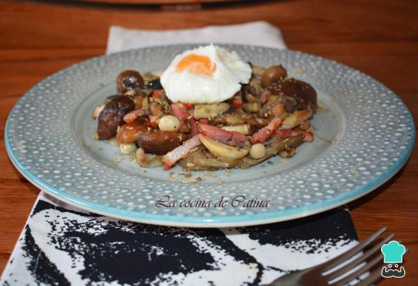 Recette de Champignons Sautés à l'Oeuf Poché - Étape 4