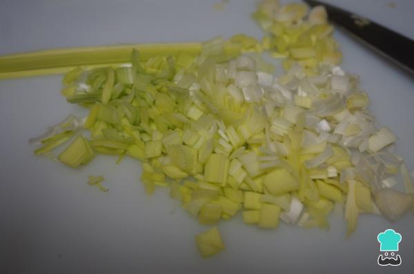 Recette Empanada aux poireaux et crème - Étape 2