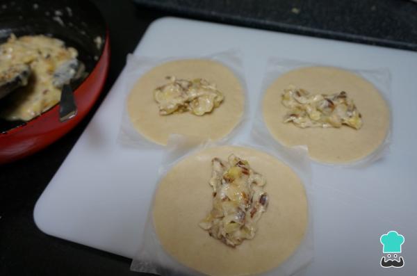 Recette Empanada aux poireaux et crème - Étape 8