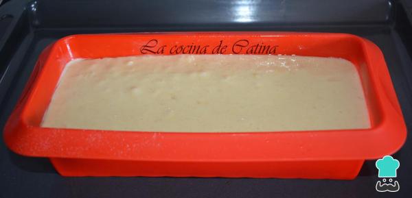 Recette facile de gâteau aux prunes et au yaourt – Étape 3