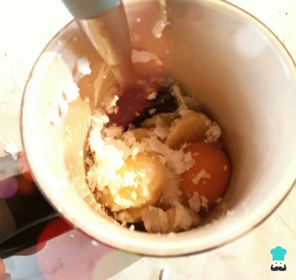 Recette de Mug Cake à la banane et à l'avoine - Étape 1