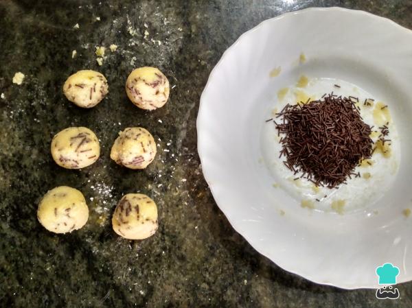 Recette Panellets de chocolat sans cuisson - Étape 4
