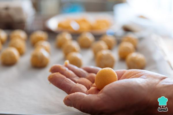 Recette de panellets de pignons de pin étape par étape - Étape 3
