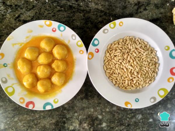 Recette de panellets de pignons de pin étape par étape - Étape 4