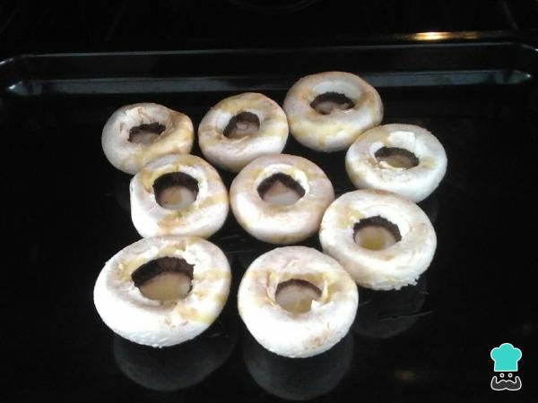 Recette de champignons farcis au saumon - Étape 4
